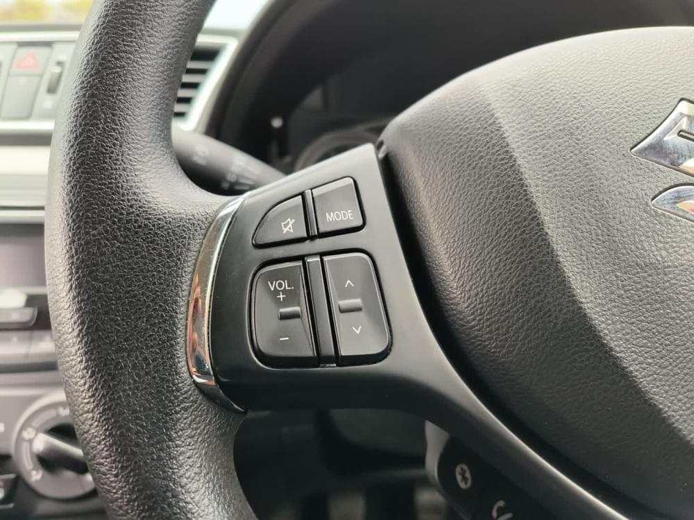 Suzuki N/A 1.5 Gl At