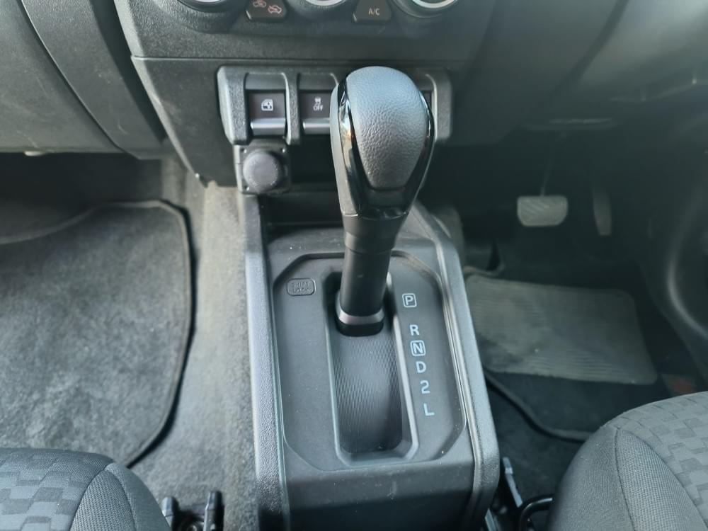 Suzuki Jimny 1.5 Glx At