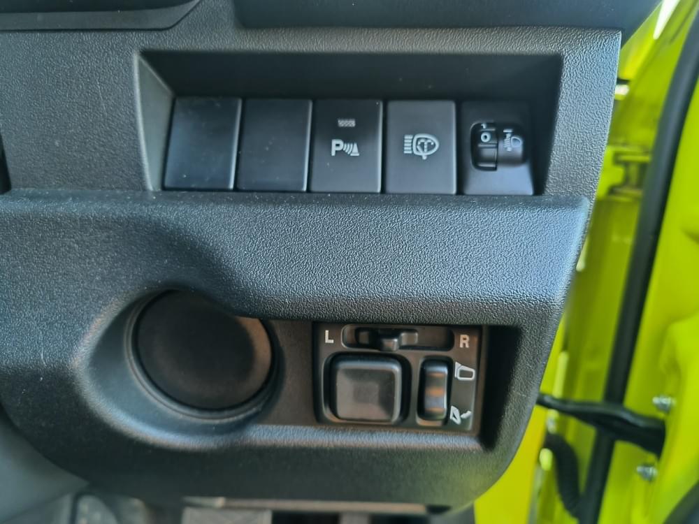 Suzuki Jimny 1.5 Glx At