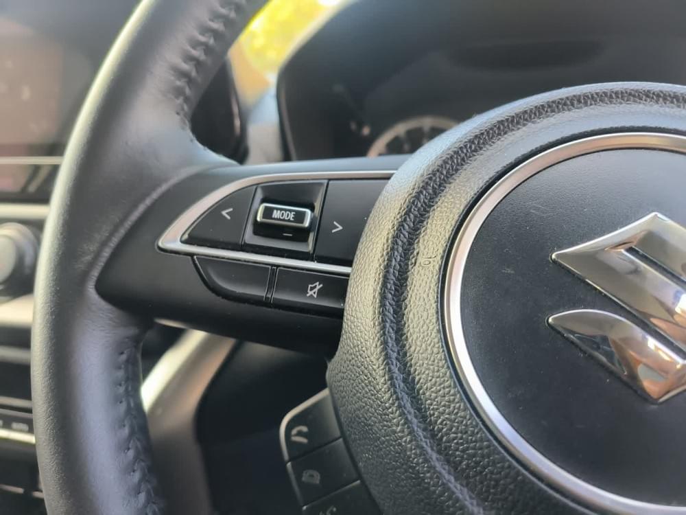 Suzuki N/A 1.5 Gl At