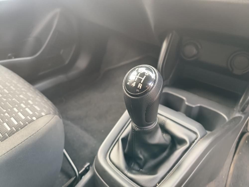 Suzuki N/A 1.2 Gl Mt