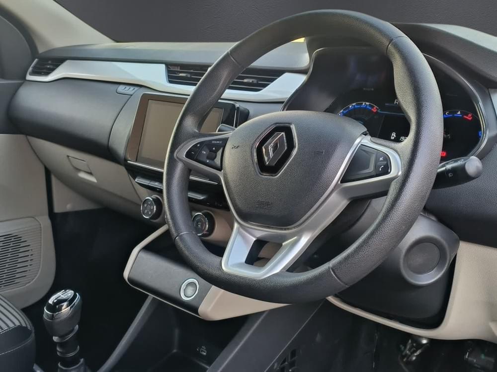 Renault Triber 1.0 Zen