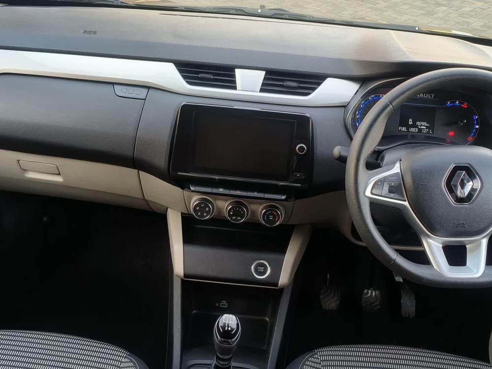Renault Triber 1.0 Zen