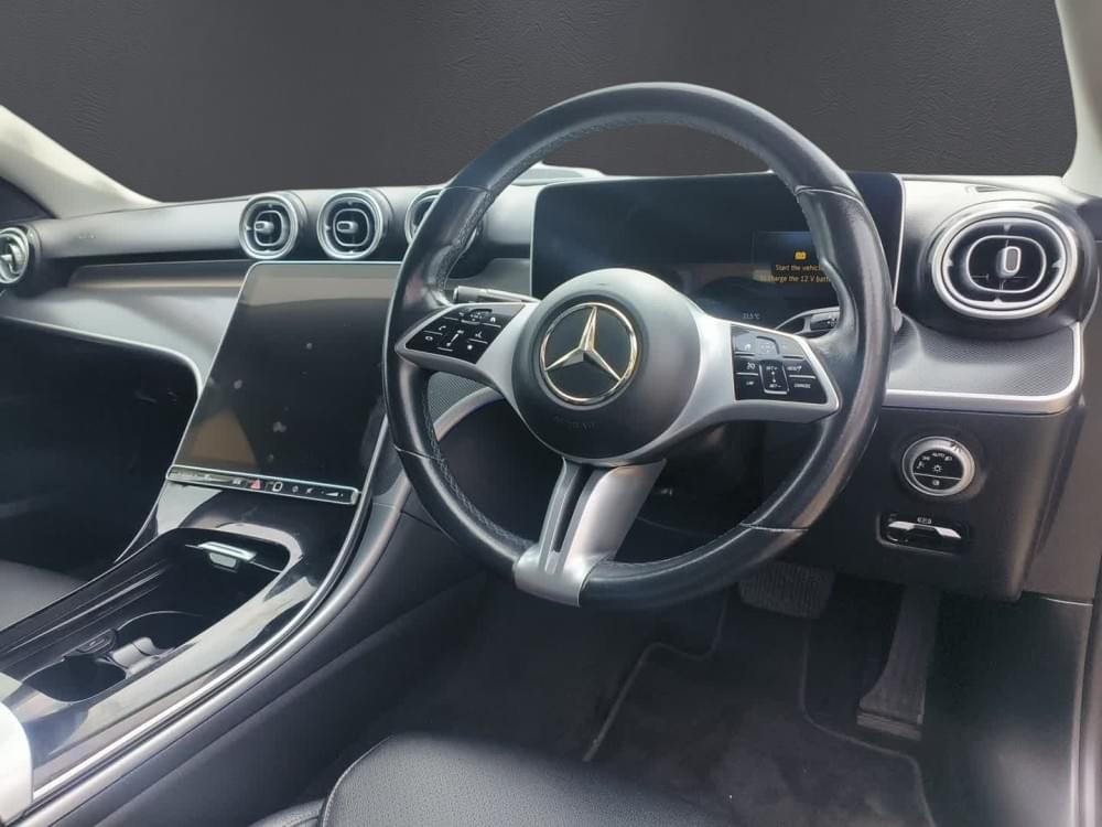 Mercedes Benz C-Class Sedan 200