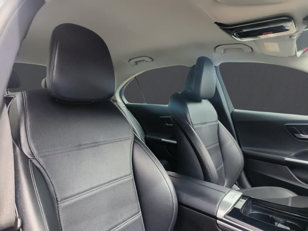 Mercedes Benz C-Class Sedan 200