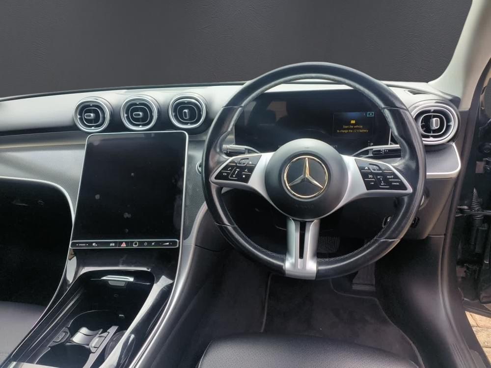 Mercedes Benz C-Class Sedan 200