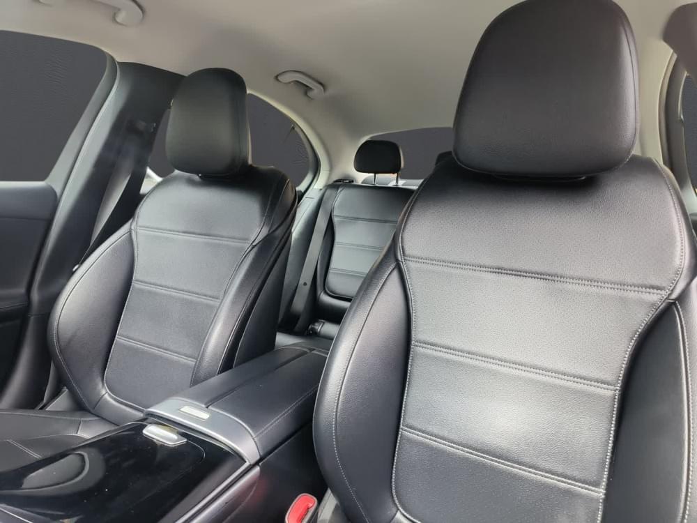 Mercedes Benz C-Class Sedan 200