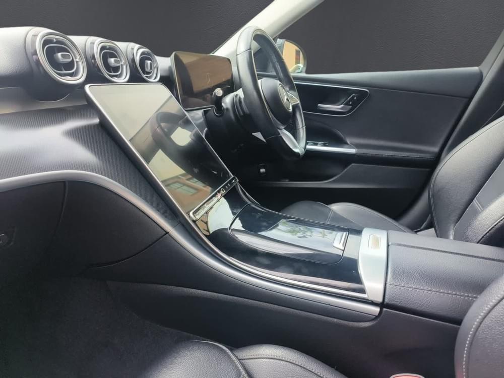 Mercedes Benz C-Class Sedan 200