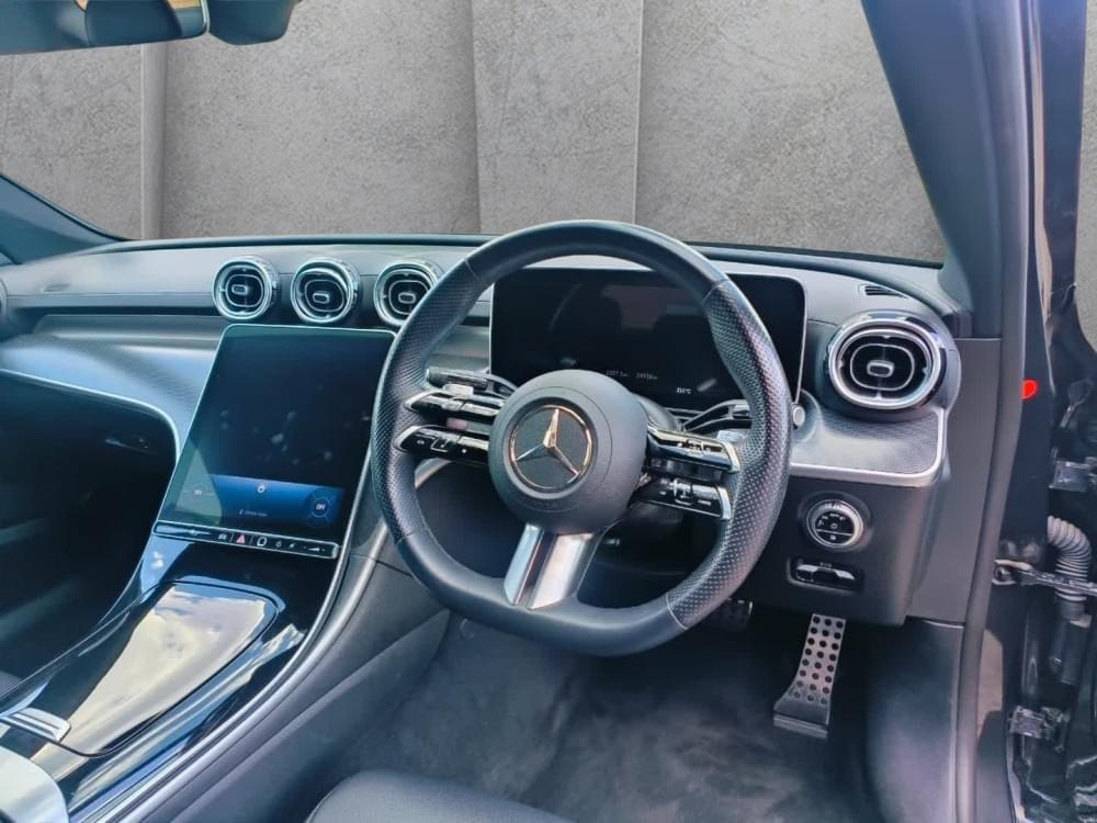 Mercedes Benz C-Class Sedan 200