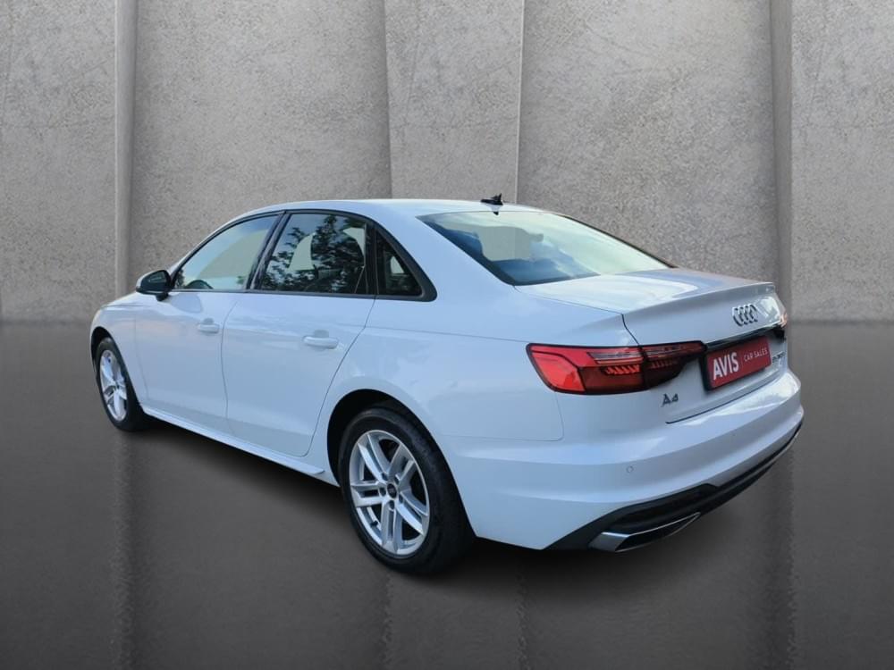 Audi A4 Sedan 35 Tfsi S Tronic