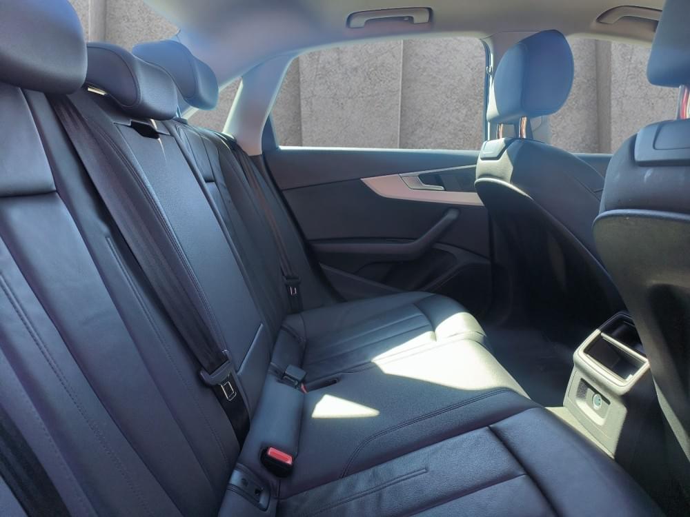 Audi A4 Sedan 35 Tfsi S Tronic Advanced