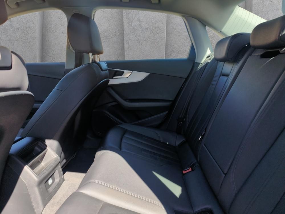 Audi A4 Sedan 35 Tfsi S Tronic Advanced
