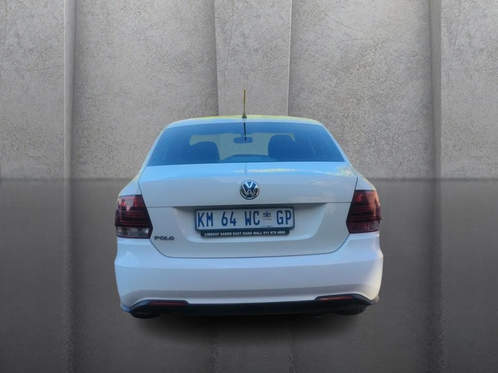 Volkswagen Polo Sedan 1.4 Trendline