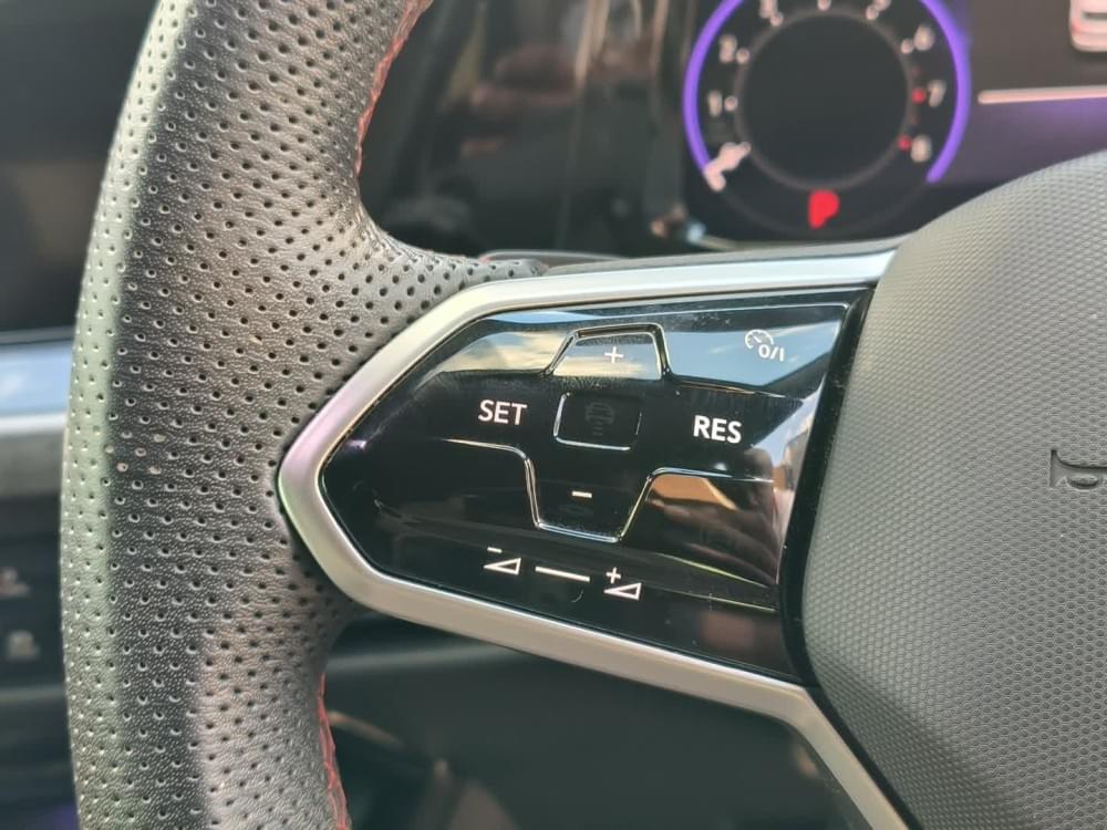 Volkswagen Golf 8 2.0 Gti