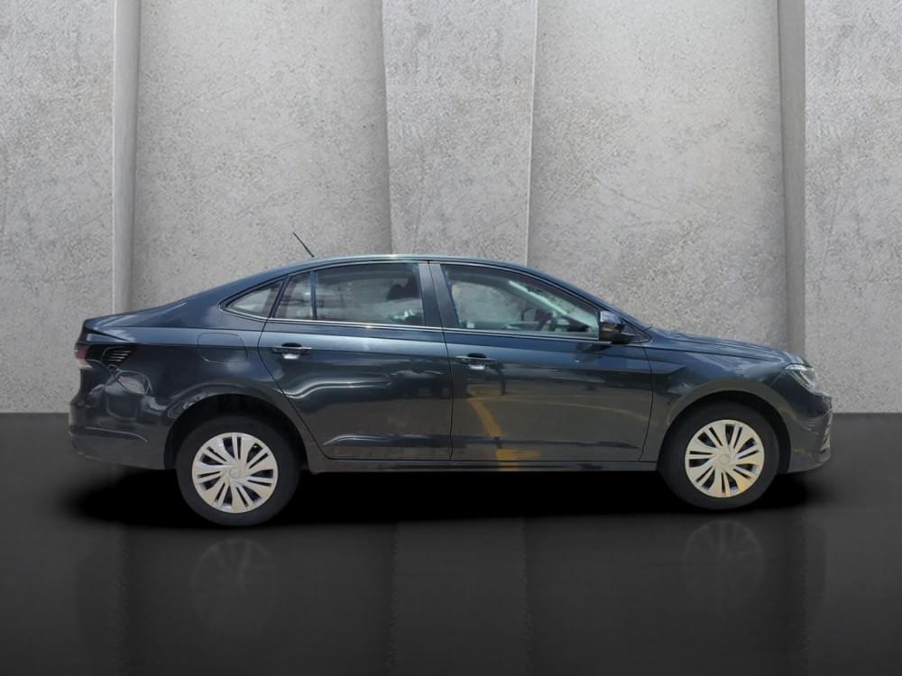 Volkswagen Polo Sedan 1.6 Base