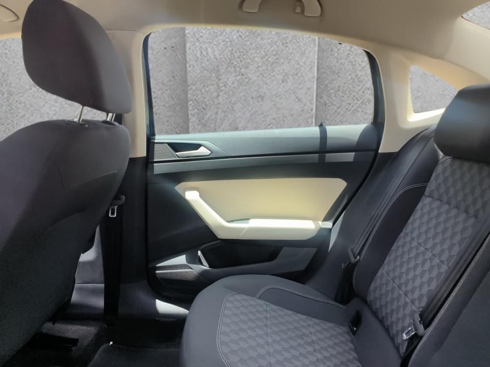 Volkswagen Polo Sedan 1.6 Base