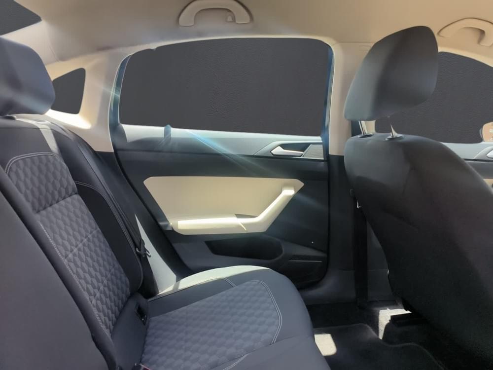 Volkswagen Polo Sedan 1.6 Base