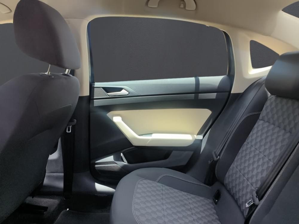 Volkswagen Polo Sedan 1.6 Base