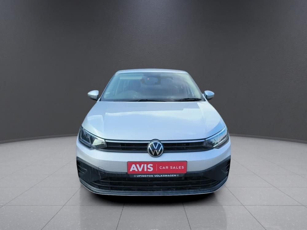 Volkswagen Polo Sedan 1.6 Base