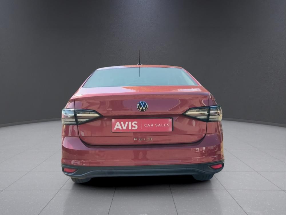 Volkswagen Polo Sedan 1.6 Base