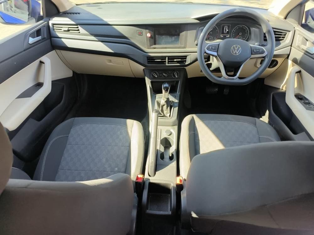 Volkswagen Polo Sedan 1.6 Tiptronic