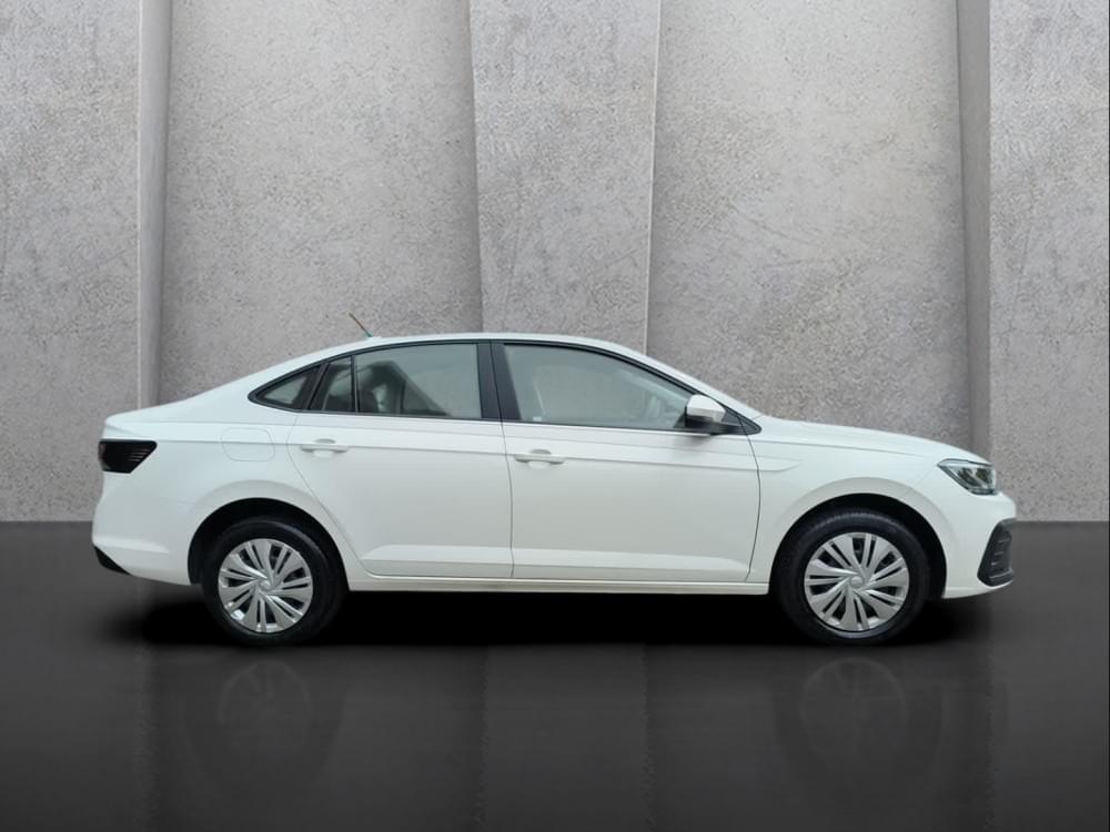 Volkswagen Polo Sedan 1.6 Base