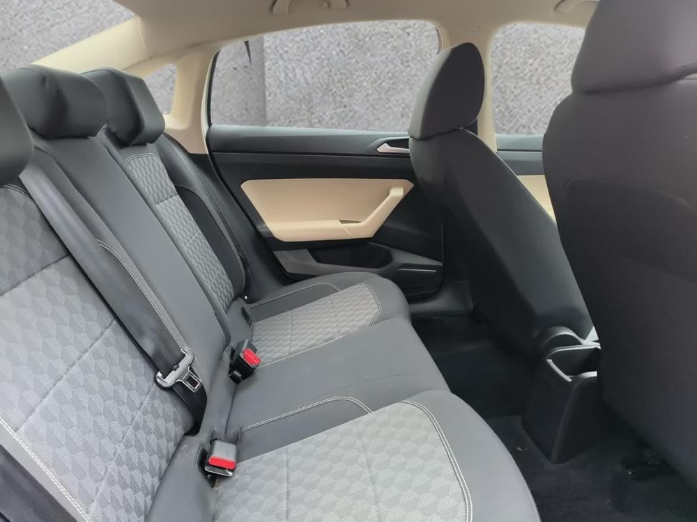 Volkswagen Polo Sedan 1.6 Base