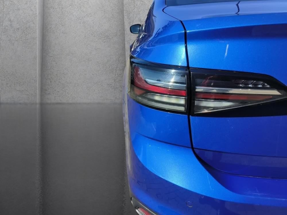 Volkswagen Polo Sedan 1.6 Base