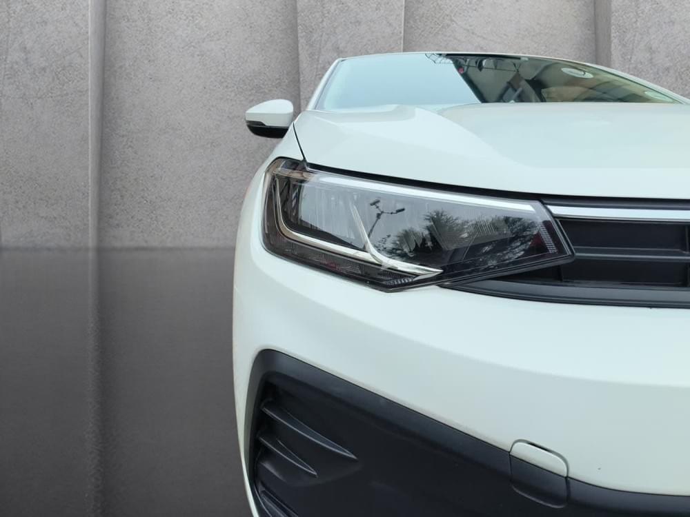 Volkswagen Polo Sedan 1.6 Base