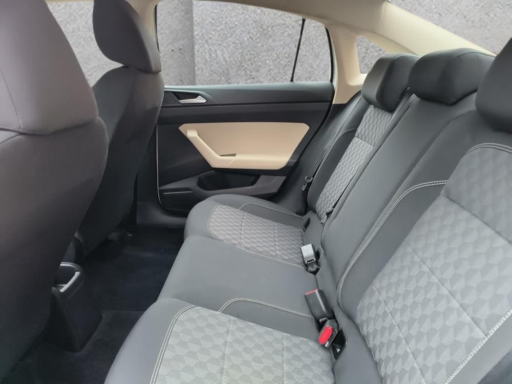 Volkswagen Polo Sedan 1.6 Base