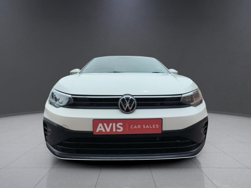 Volkswagen Polo Sedan 1.6 Base