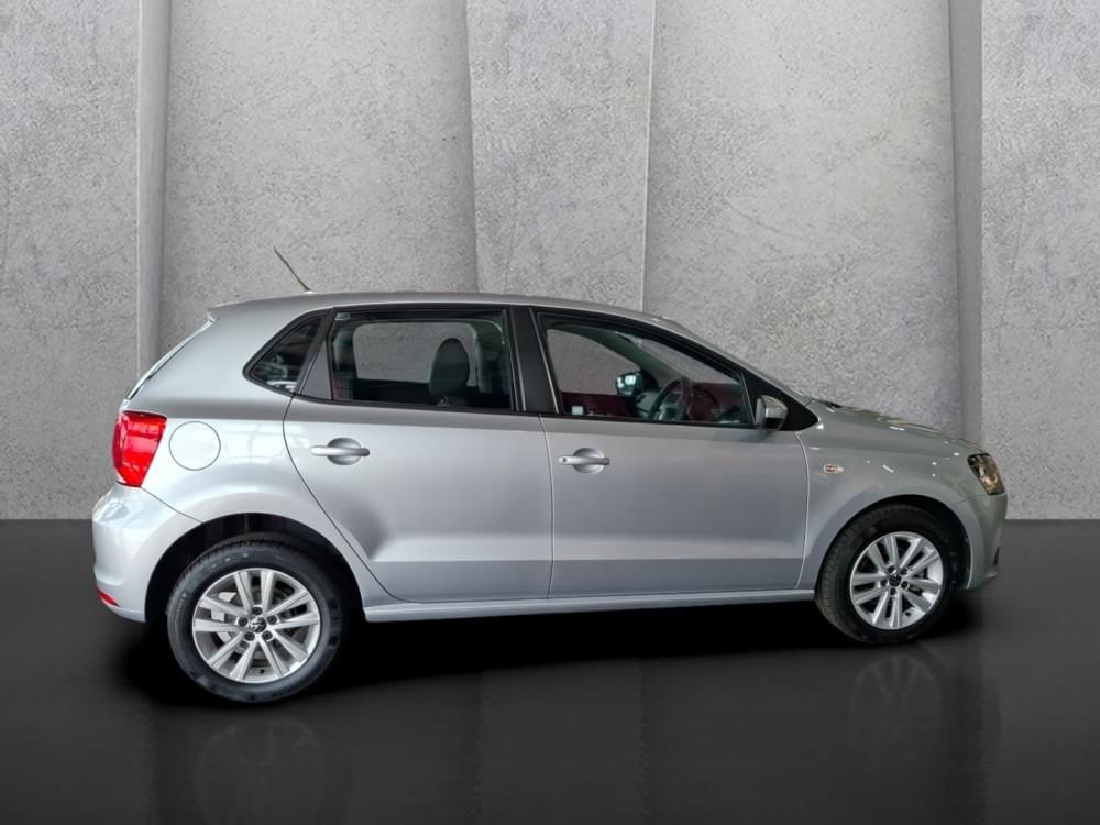 Volkswagen Polo Vivo Hatch 1.6 Comfortline Tiptronic