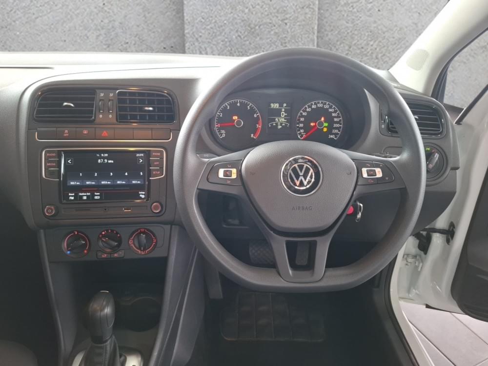Volkswagen Polo Vivo Hatch 1.6 Comfortline Tiptronic