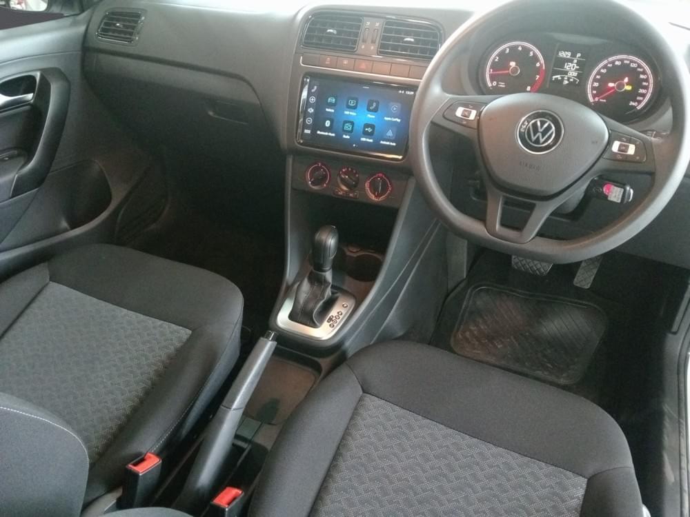 Volkswagen Polo Vivo Hatch 1.6 Life Tipt