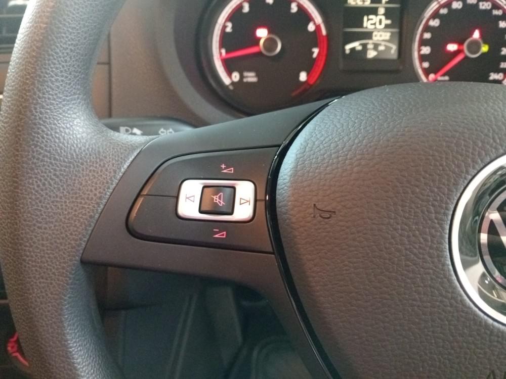 Volkswagen Polo Vivo Hatch 1.6 Life Tipt
