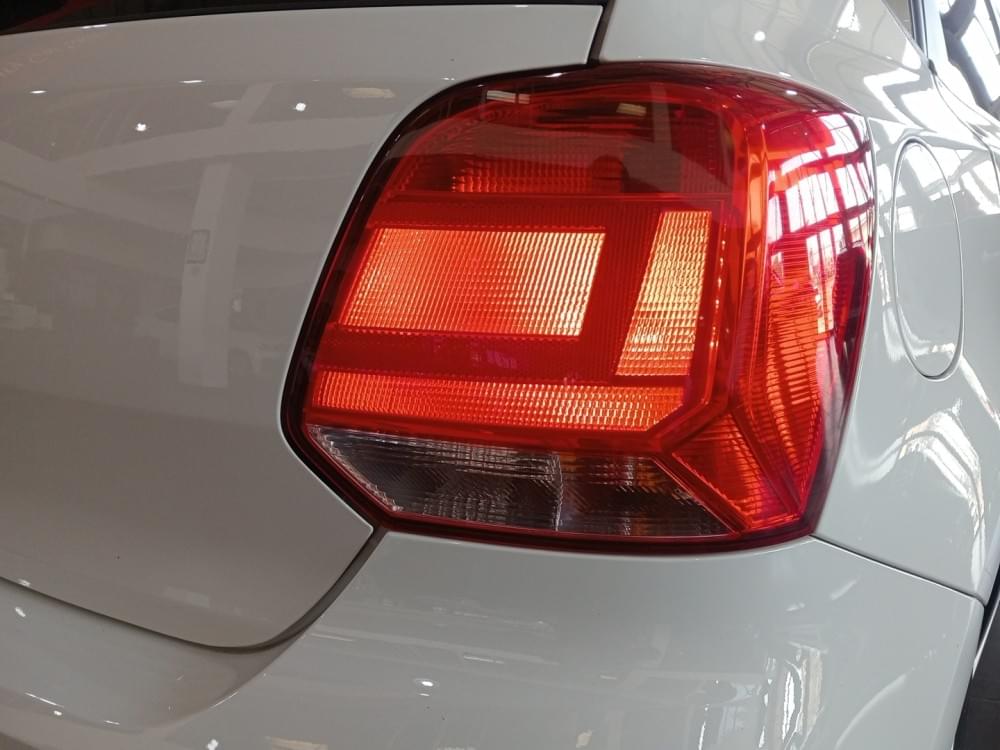 Volkswagen N/A 1.6 Life Tipt
