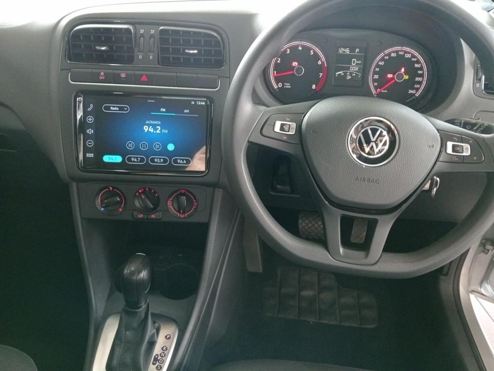 Volkswagen Polo Vivo Hatch 1.6 Life Tipt