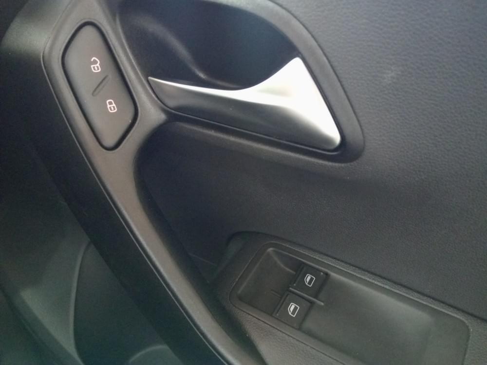 Volkswagen Polo Vivo Hatch 1.6 Life Tipt