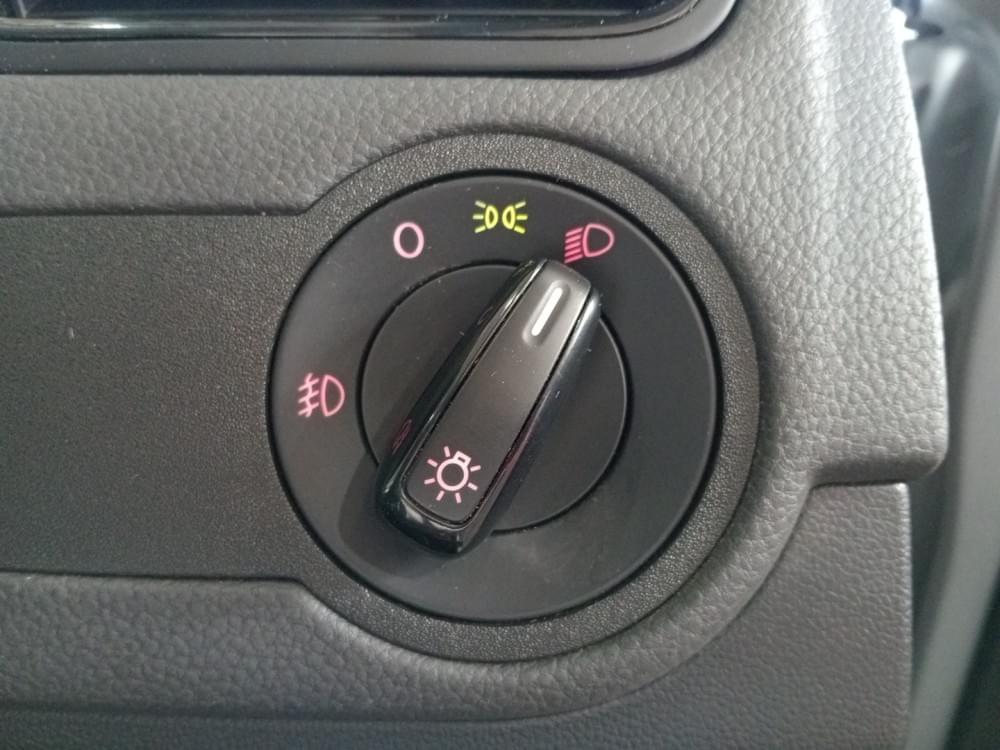 Volkswagen Polo Vivo Hatch 1.6 Life Tipt