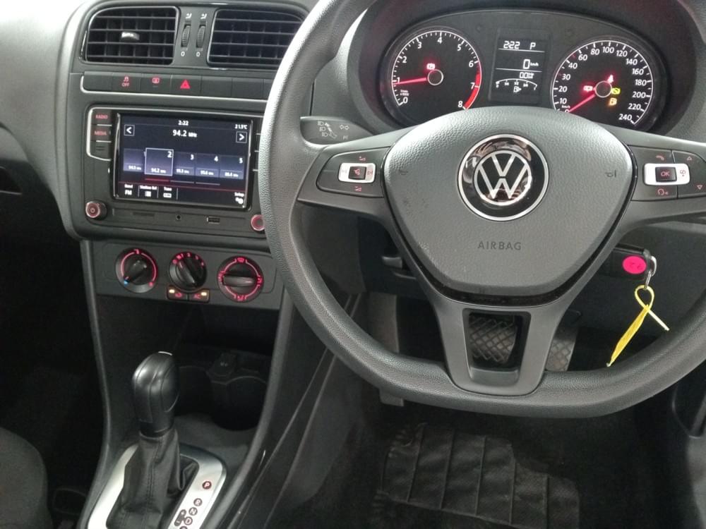 Volkswagen Polo Vivo Hatch 1.6 Comfortline Tiptronic