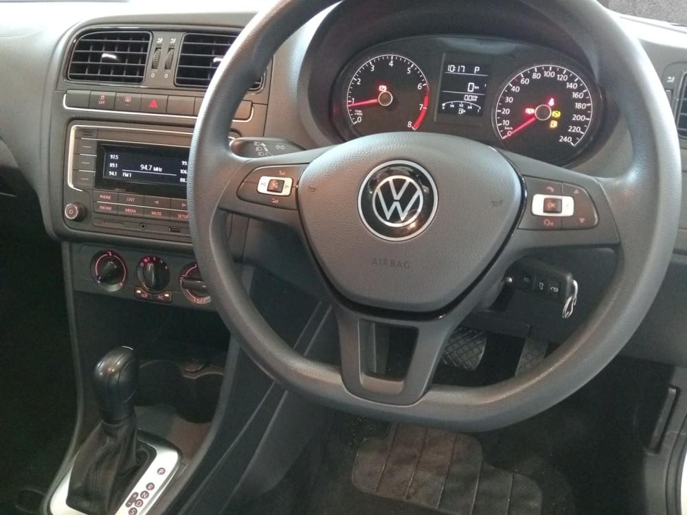 Volkswagen Polo Vivo Hatch 1.6 Comfortline Tiptronic