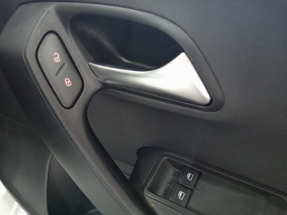 Volkswagen Polo Vivo Hatch 1.6 Life