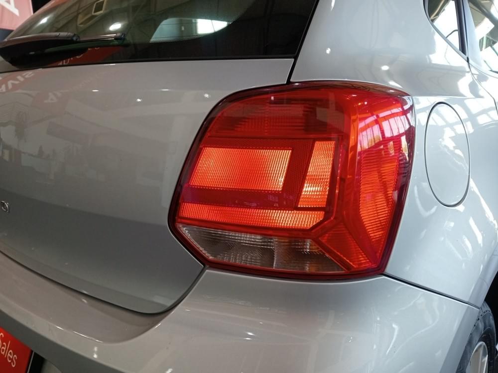 Volkswagen Polo Vivo Hatch 1.6 Life Tipt