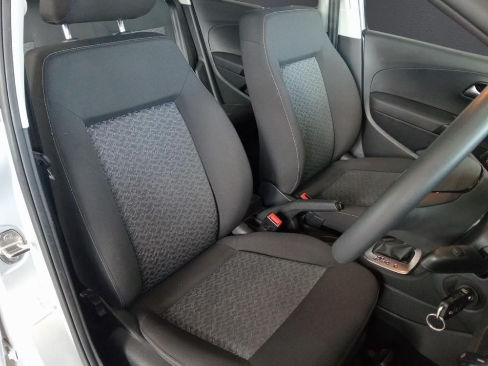 Volkswagen Polo Vivo Hatch 1.6 Life Tipt