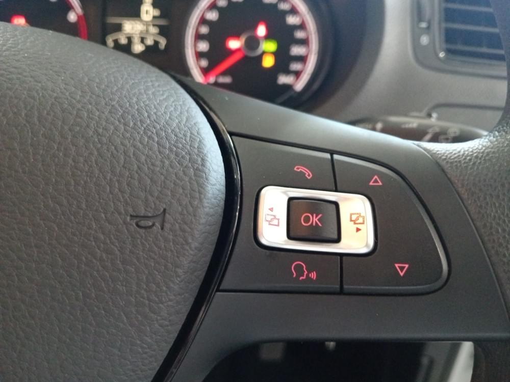 Volkswagen Polo Vivo Hatch 1.6 Life Tipt