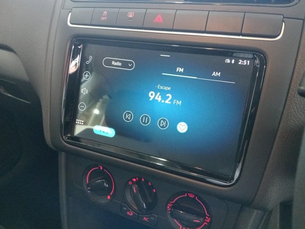 Volkswagen Polo Vivo Hatch 1.6 Life Tipt