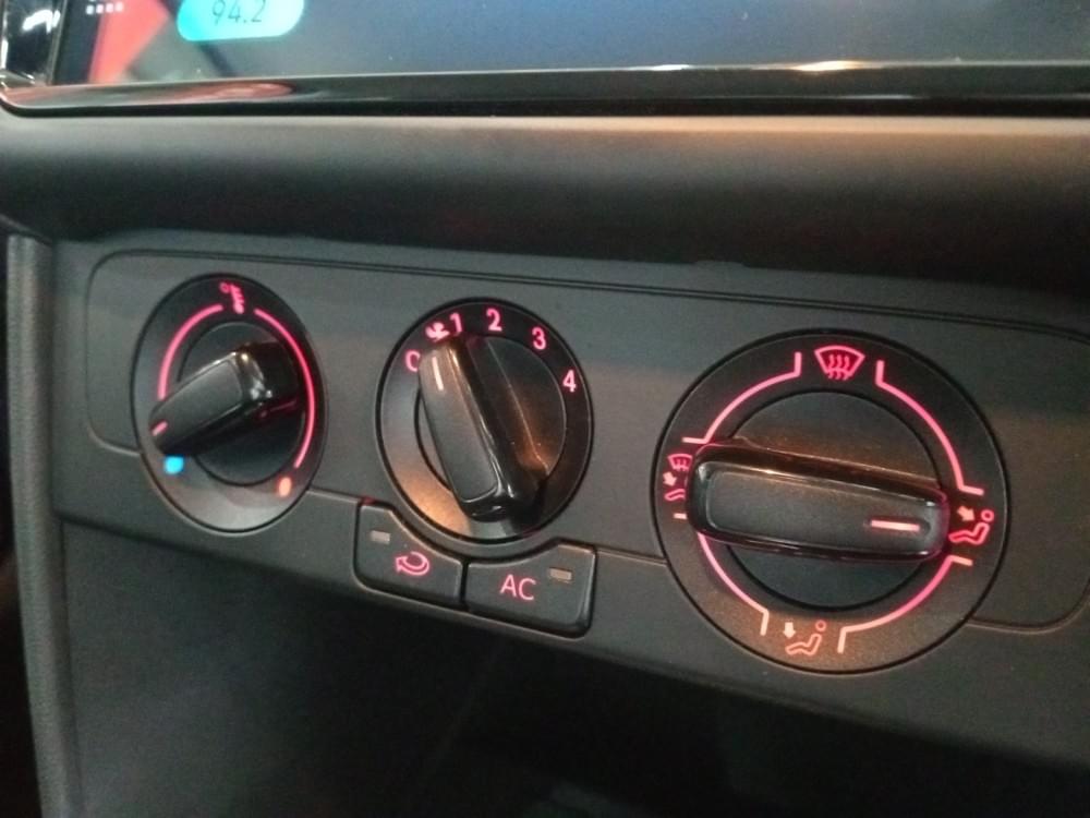 Volkswagen Polo Vivo Hatch 1.6 Life Tipt