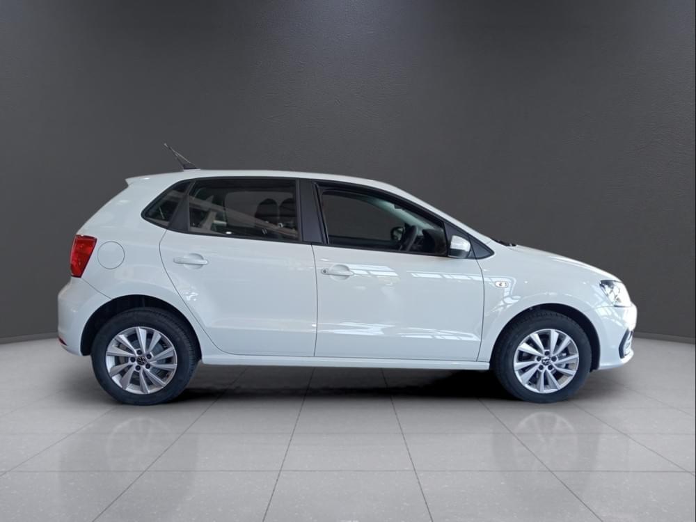 Volkswagen Polo Vivo Hatch 1.6 Life Tipt