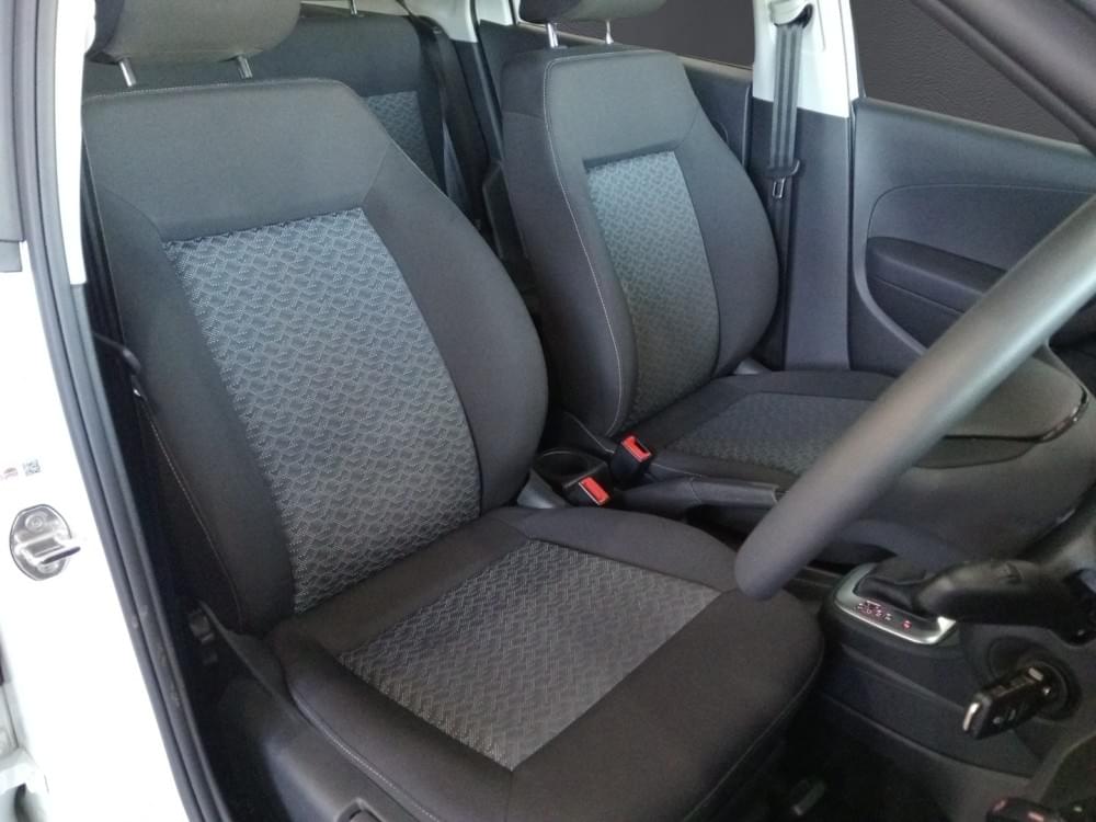 Volkswagen Polo Vivo Hatch 1.6 Life Tipt