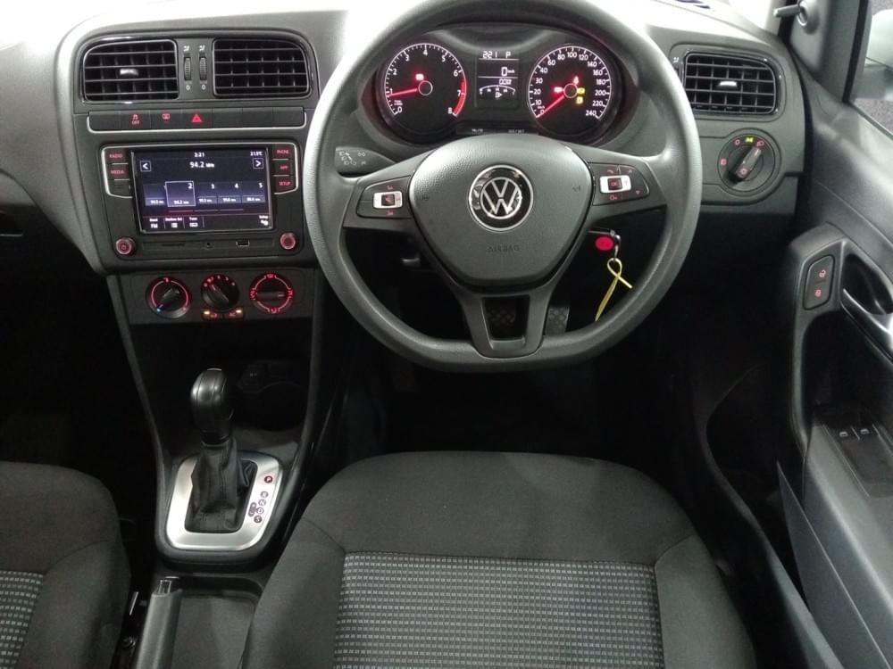 Volkswagen Polo Vivo Hatch 1.6 Comfortline Tiptronic